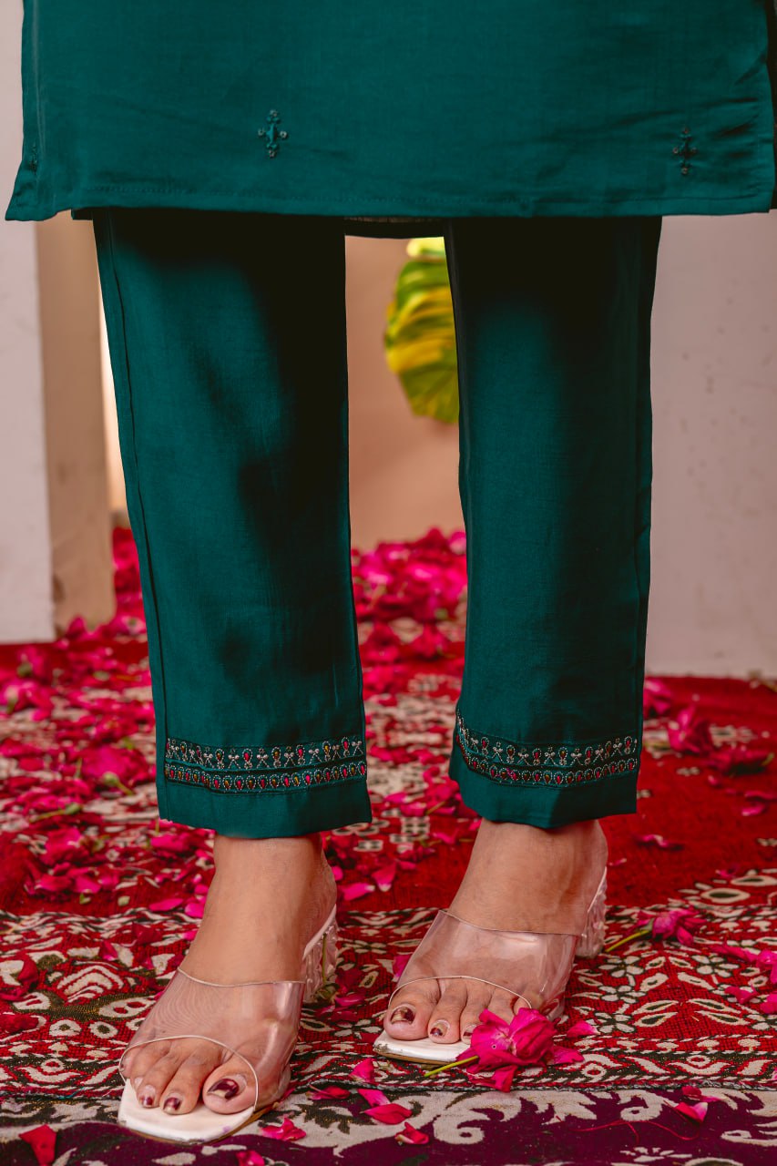 Moonpalav Teal Green Embroidered Silk Kurta Set with Zari Border Dupatta