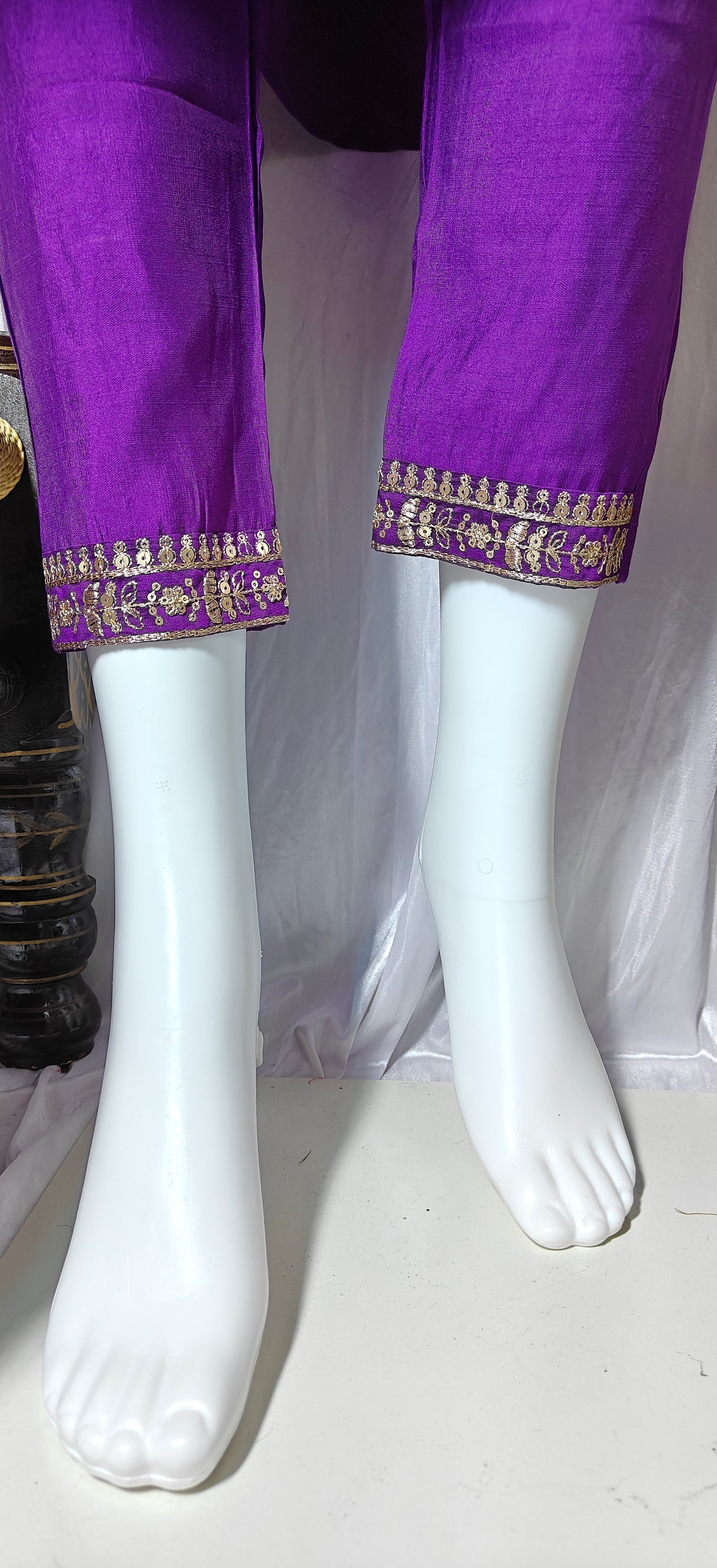 Moonpalav Royal Purple Viscose Silk Kurti Set with Jacquard Dupatta