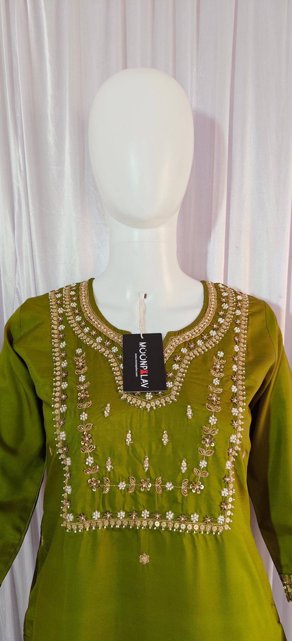 Moonpalav Olive Green Silk Embroidery Kurti Pant Set with Muslin Dupatta