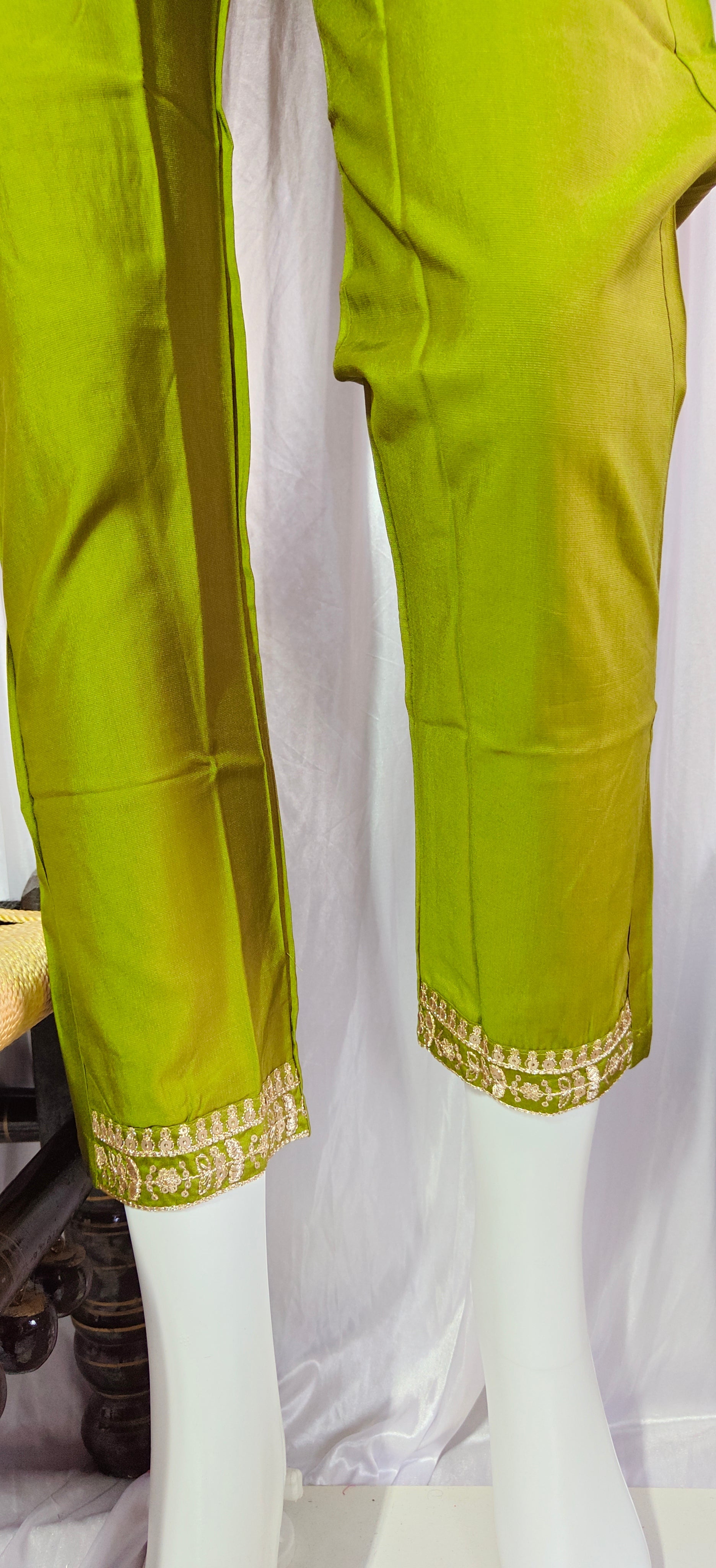 Moonpalav Olive Green Silk Embroidery Kurti Pant Set with Muslin Dupatta
