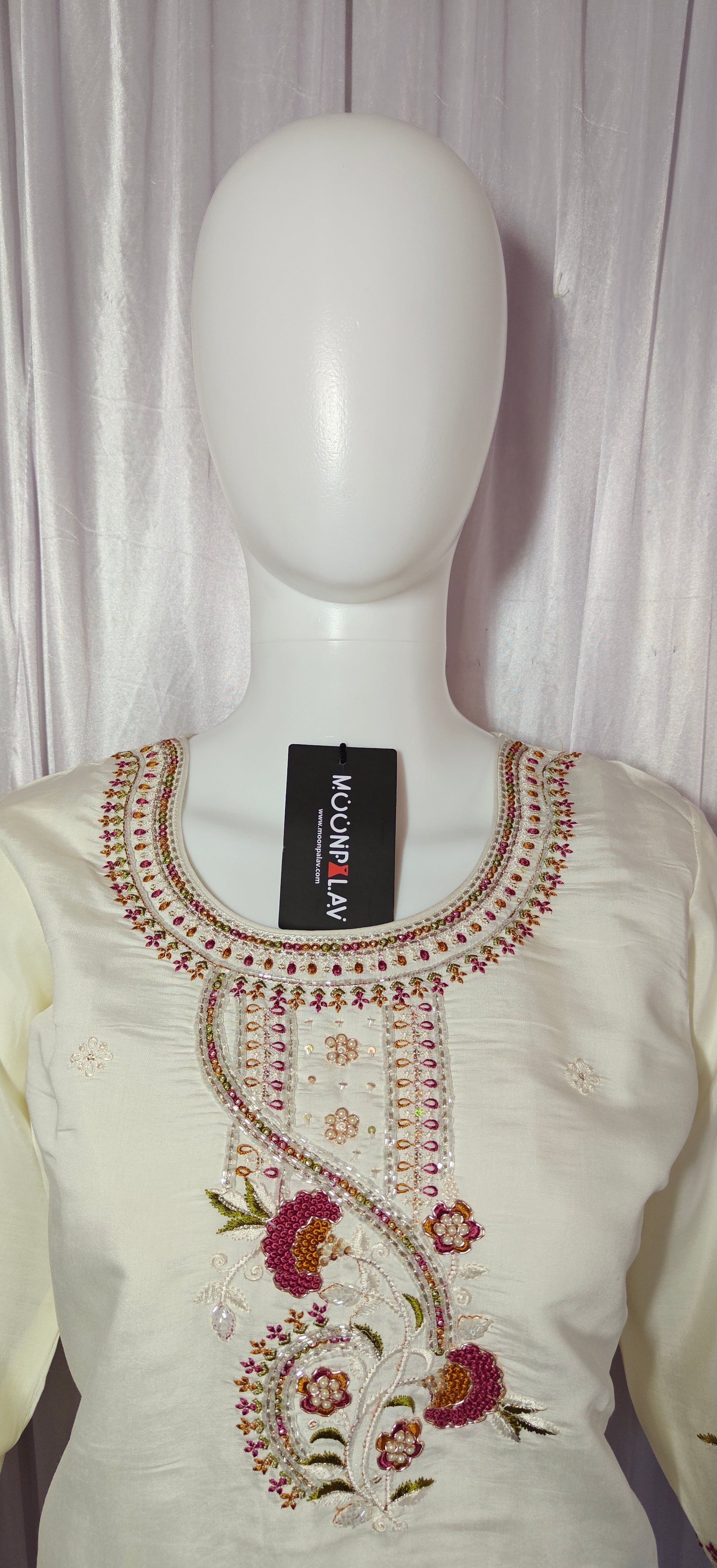 Moonpalav Ivory White Roman Silk Handwork Kurta Set with Muslin Dupatta