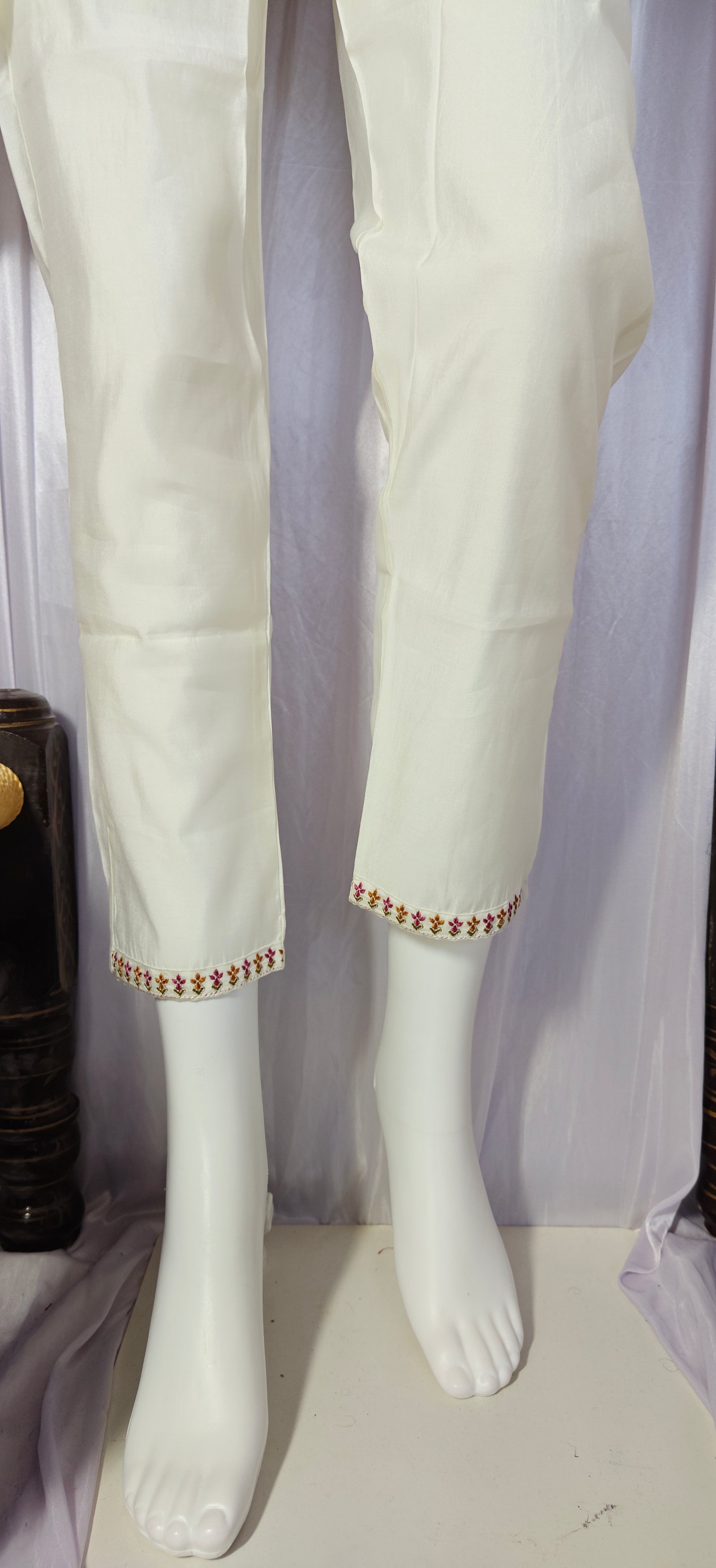 Moonpalav Ivory White Roman Silk Handwork Kurta Set with Muslin Dupatta