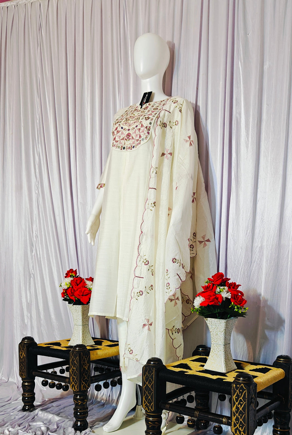 Moonpalav Pearl White Hand-Embroidered Mango Silk Suit with Scalloped Dupatta