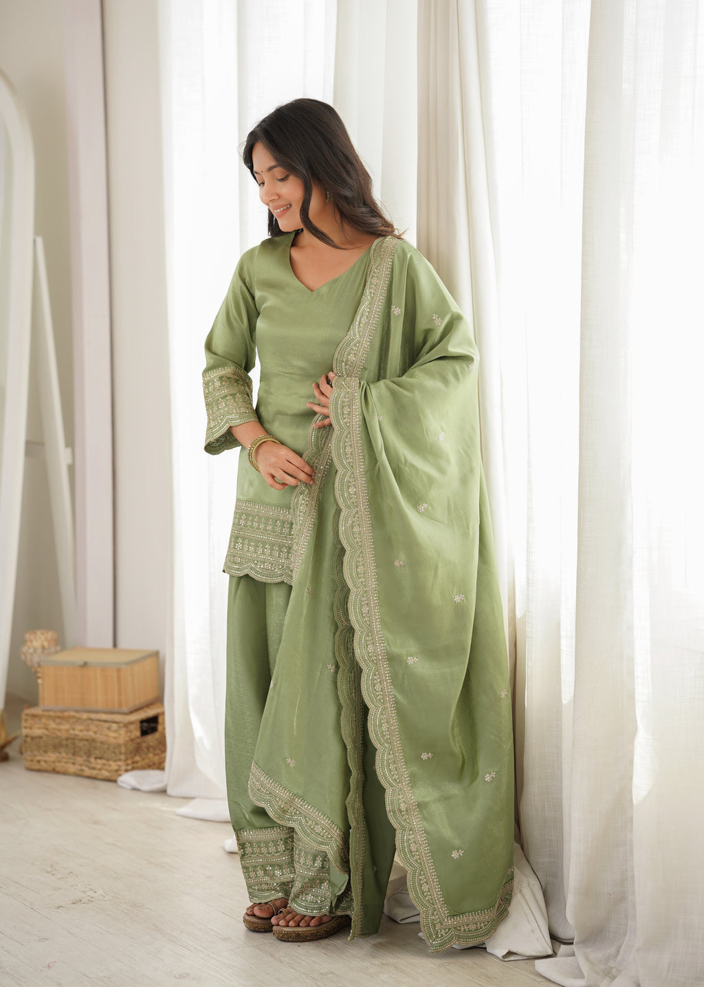 Ready-to-Wear Roman Silk Kurta & Farshi Salwar Suit Set for Festive & Weddings